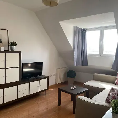 House Tuvesa Delux 1 Wifi Gratis Apartment *