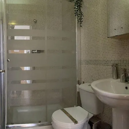 House Tuvesa Delux 1 Wifi Gratis Apartment *